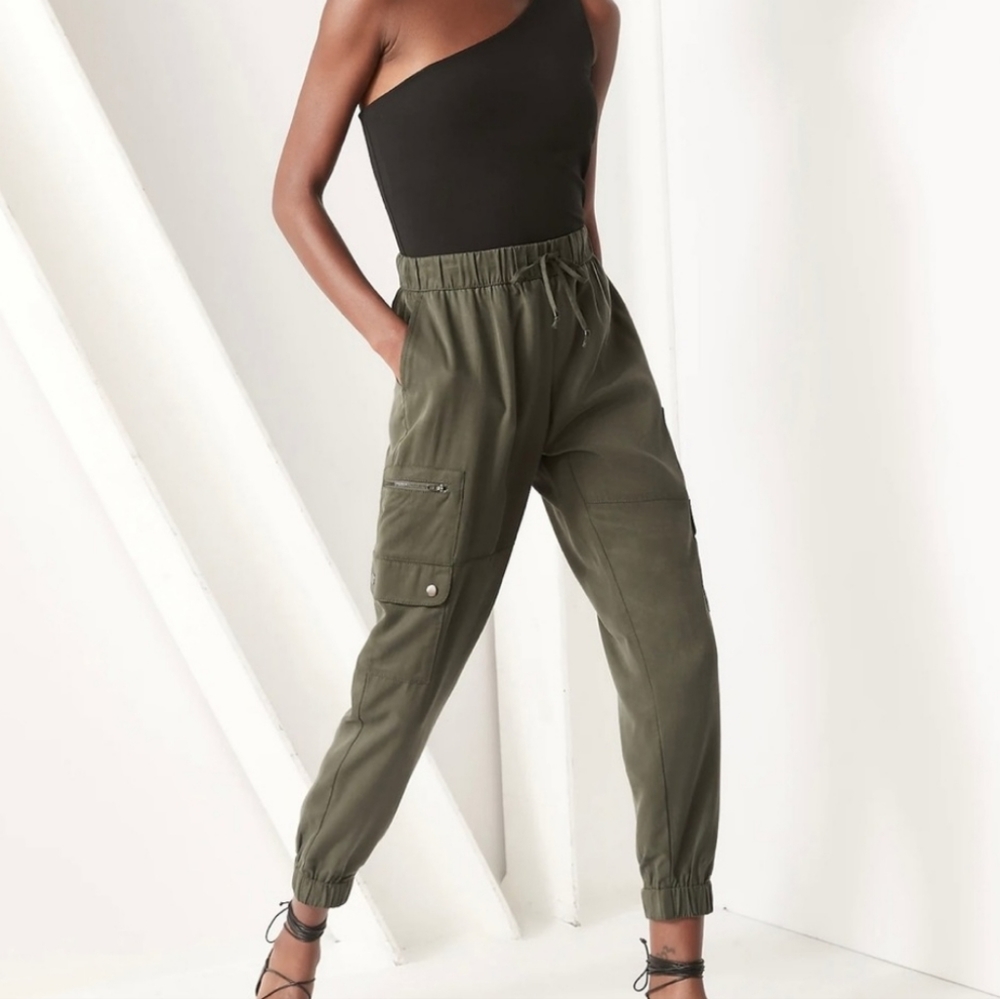 Banana Republic Olive Green Joggers